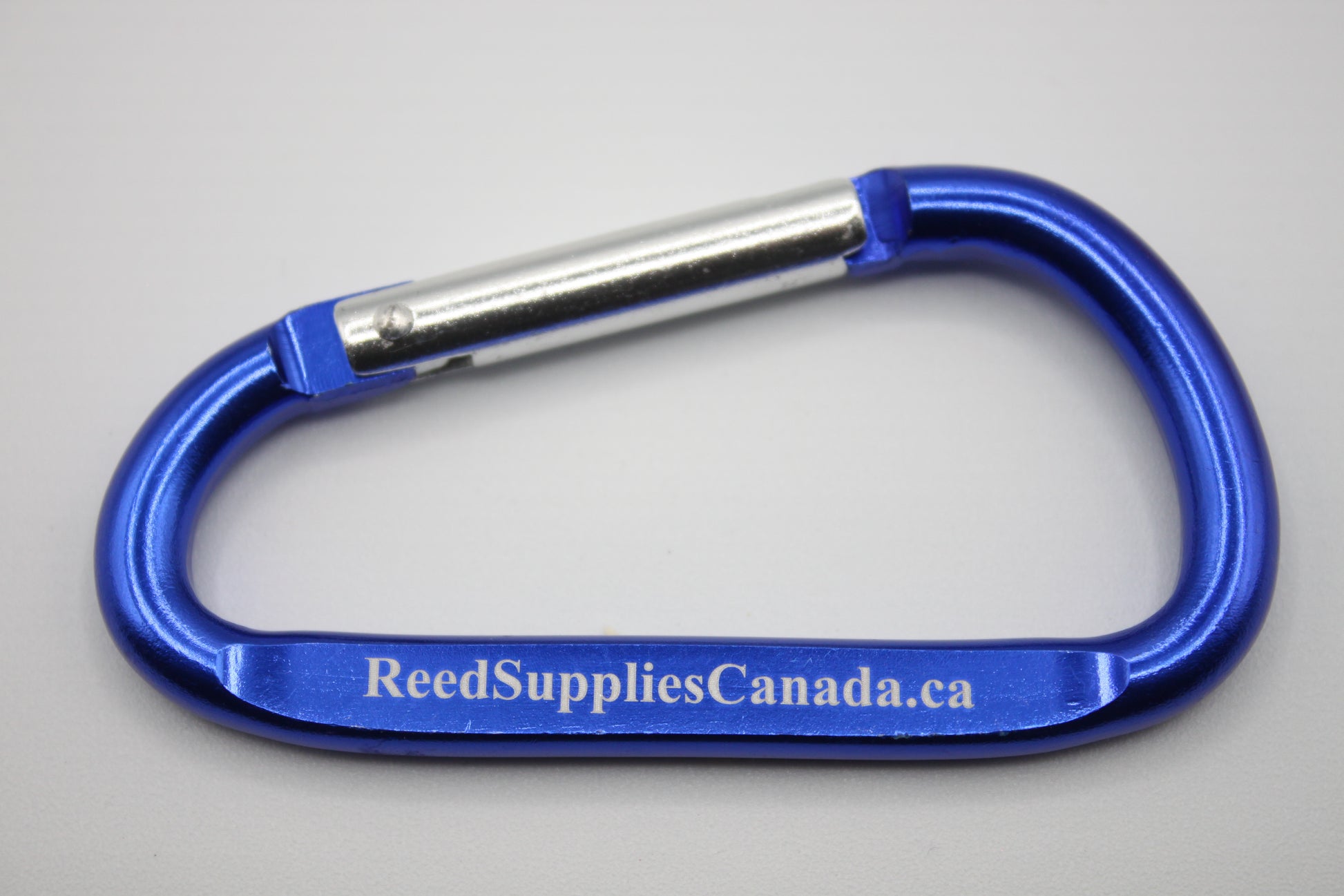 Carabiner Alibaba, Amazon